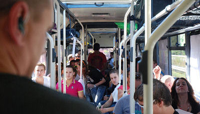 DJ Zany draait live in de Uitgaansbus onderweg naar Q-Base in Weeze, September 2012